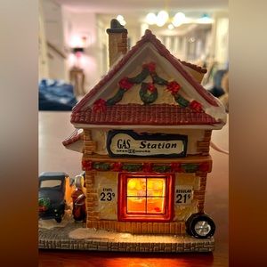 Christmas Village- gas station
